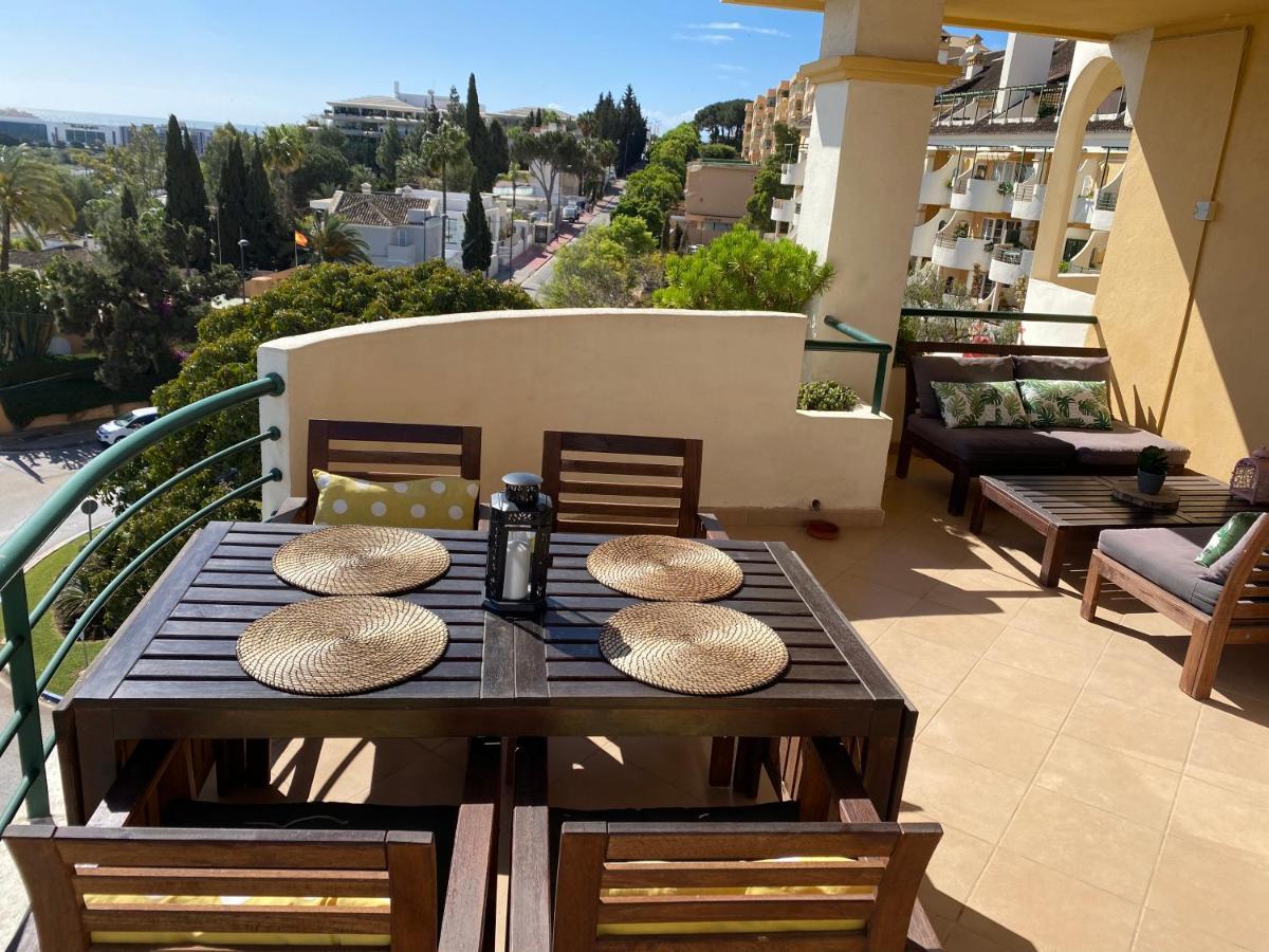 Ferienwohnung Senorio De Aloha Marbella Exterior foto